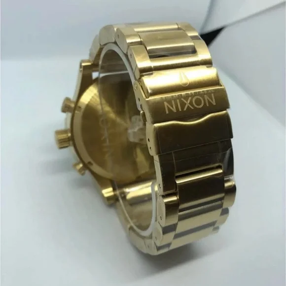 Nixon 51-30 Chrono Watch - Picture 3 of 5